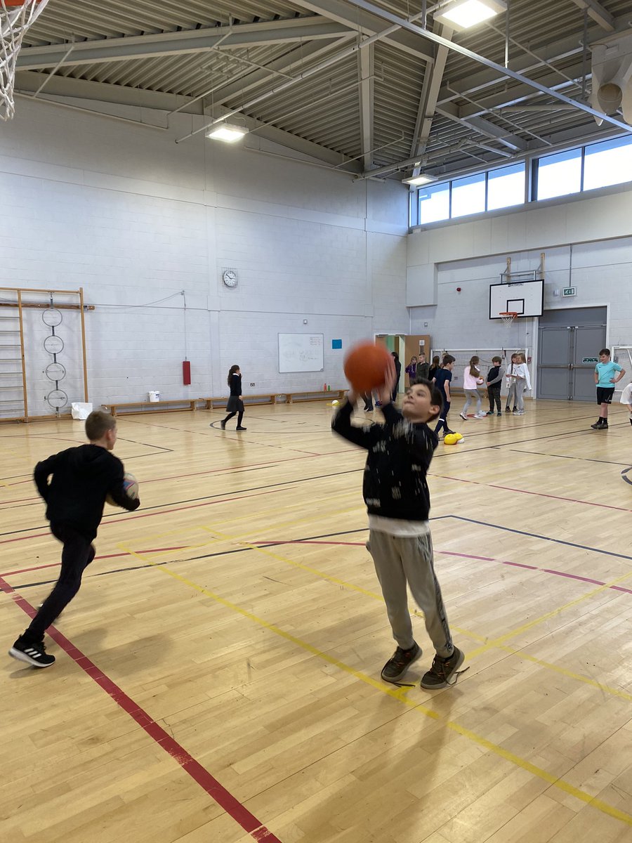 St Clement's P6 tweet media