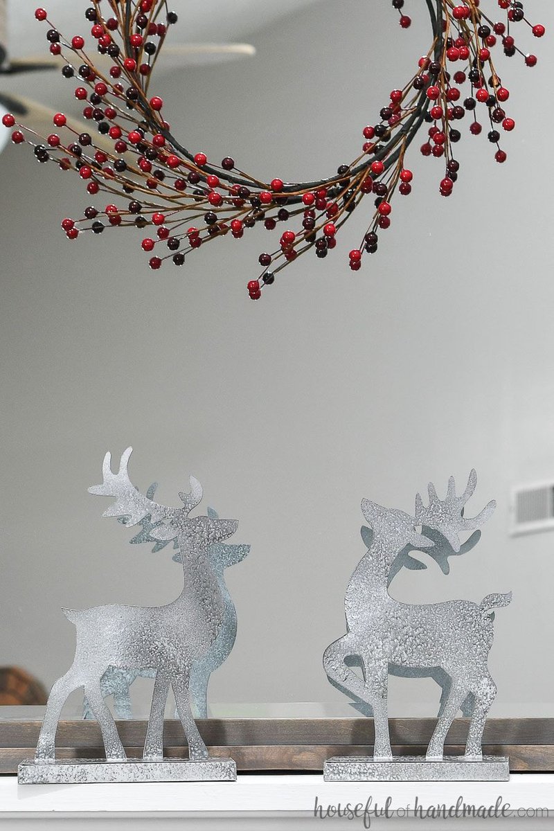 handmadekati's tweet photo. Enjoy the magic of Christmas with these beautiful Christmas reindeer figurines made out of paper. https://t.co/FqGyOeyDdg https://t.co/kWfgNSvoyJ