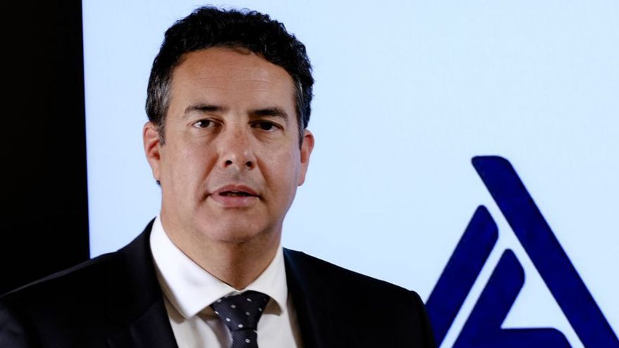 Cambramanresa's tweet photo. Compartim l'entrevista que publicava dissabte @diariRegio7 amb Carles Aleman, que s'acomiada com a president de @ICLiberia, una de empreses tractores de l'economia del #Bages
📌 https://t.co/8YDh4aKiep
#actualitat #cambramanresa #lacambraamblesempreses https://t.co/0WqtwM8LCc