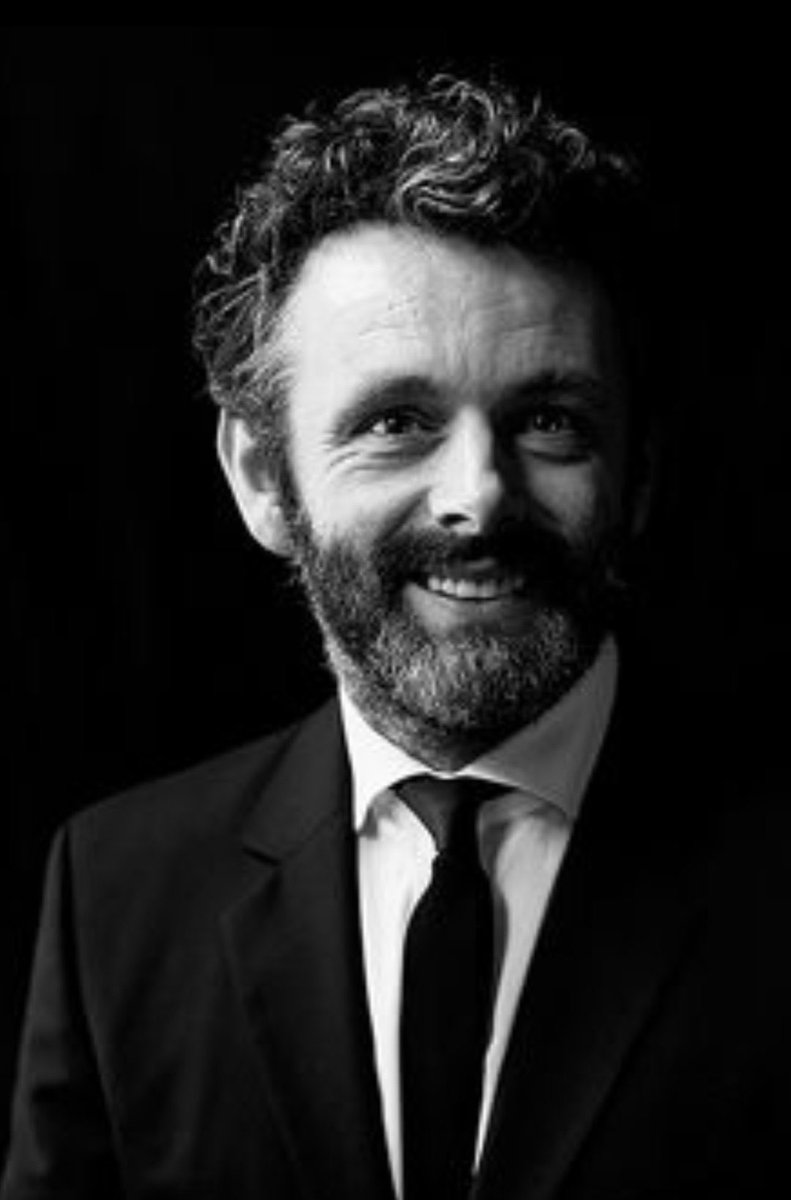 bunnyhuggerpro's tweet photo. If you’re feeling down today….check out this guy!! 👇🏻👇🏻 Guaranteed to put a spring in your step and a smile on your face JUST by thinking that he’s filming #GoodOmens2 with a a handful of AMAZING other people #michaelsheen #thepowerofpositive https://t.co/qtzpMBJCbH
