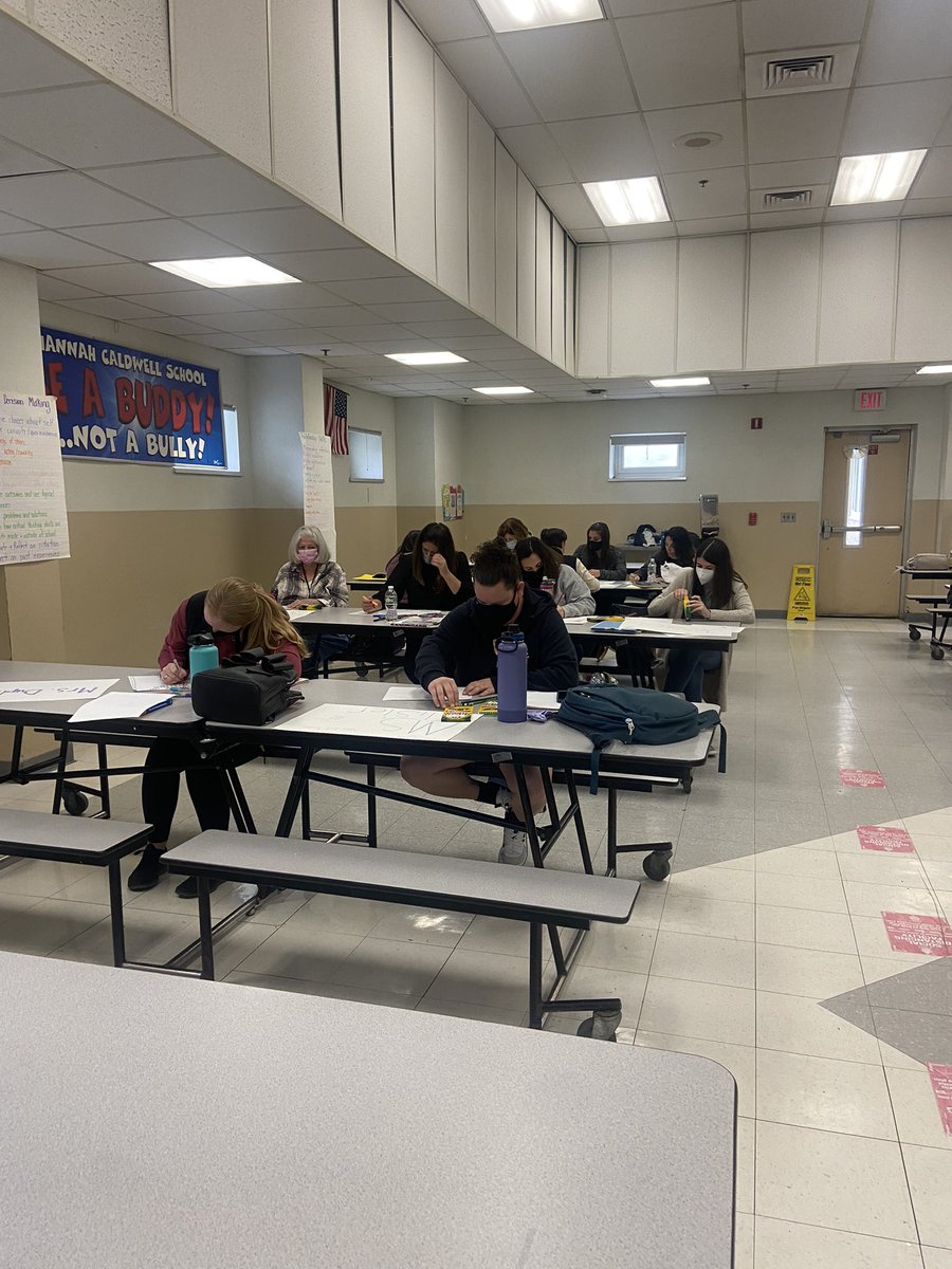 dprott_prott's tweet photo. Hannah Caldwell Teachers ROCK S.E.L. Strategies! https://t.co/cQIfSbCWiG