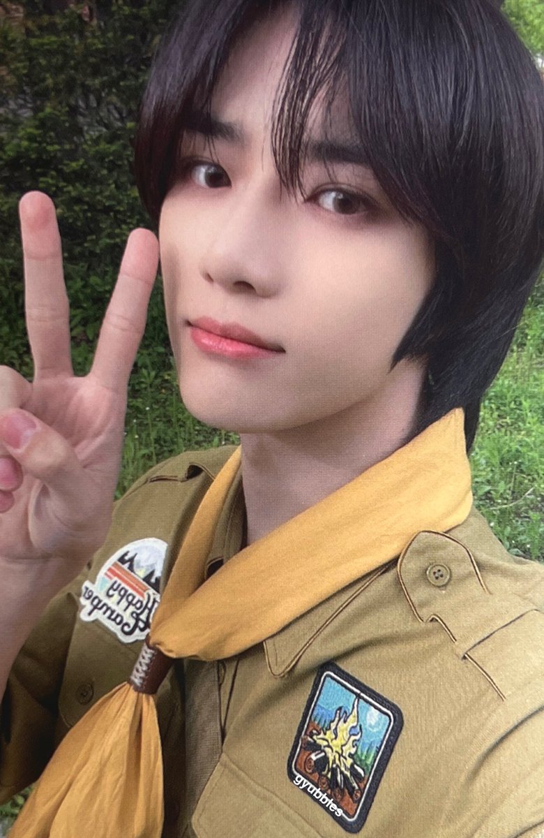 beomgyu fight or escape foe and freeze lazada fansign pob scan