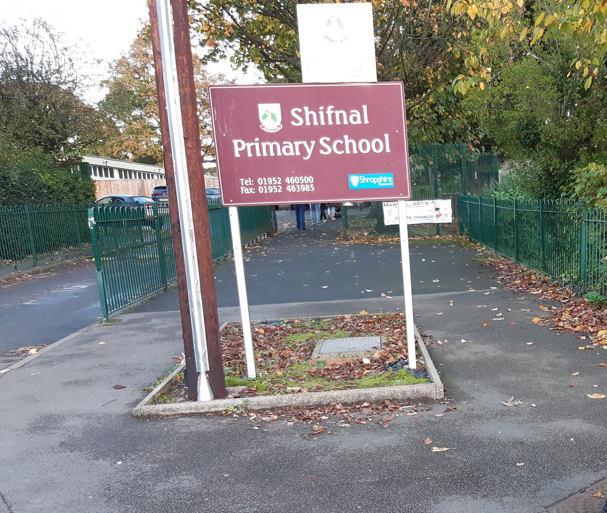shifnal-albrighton-on-twitter-safer-neighbourhood-team-are-outside