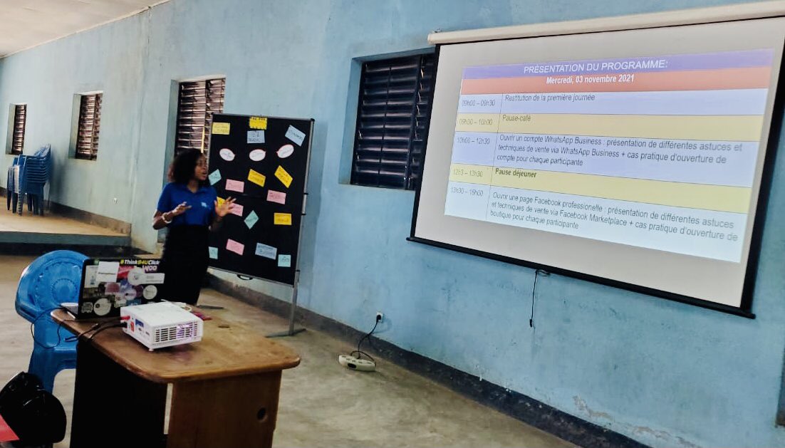 ActivSpaces's tweet image. Avec notre partenaire GIZ #PRADEC, nous dispensons en ce moment aux femmes dans la region du nord, une formation sur l’utilisation des outils digitaux pour la vente en ligne.