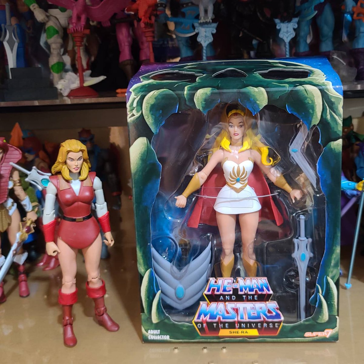 dadastoys's tweet photo. Got a second Super7 She-Ra to eventually open.  Have the first one I bought on the top of the shelf with piles of other toys on top lol.

#sheraandtheprincessesofpower #sheraprincessofpower #shera #super7 #super7shera #adora #princessadora #motu #mastersoftheuniverse https://t.co/x56bNhyHv5