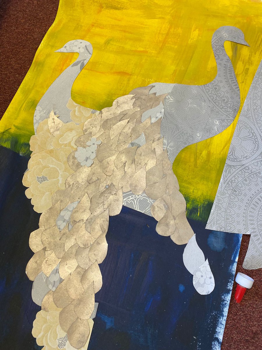 creative_flare's tweet photo. Creative flares parent group in full swing today collaborating with @TurfsUp_ @tofisabiha to make amazing art for @LowergrangeC #bradfordcommunitychest https://t.co/eBx2ZXfSC4