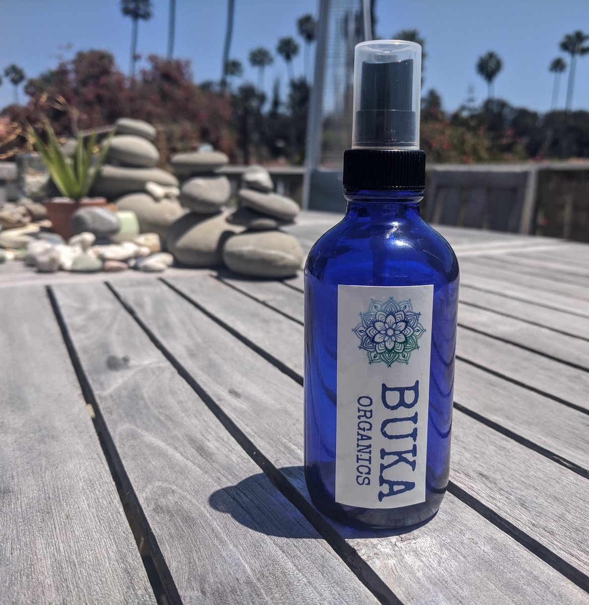 BukaMoisture's tweet photo. "Game-changer. Best serum I've ever used."
--Monica G.

Vitamin A Serum with Hyaluronic Acid 

https://t.co/kn1nj4ggF3   via @Etsy

#retinol #AntiAging #skincare #organic #OrganicMatters21 https://t.co/ocm16uxYVS