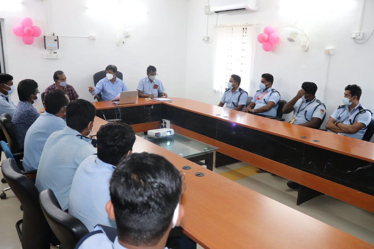aaitutairport's tweet photo. Safety workshop on Gobal reporting Format on runway surface condition. #safetyonpriority @AAI_Official https://t.co/bhKWBsSwJz