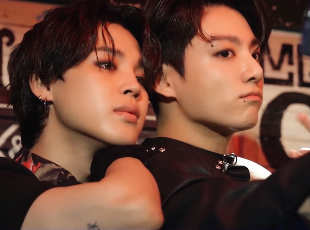 jikookarchive's tweet photo. HOTTEST https://t.co/18fdJGxhv0