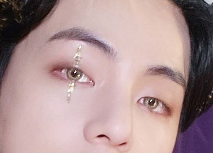 leighvjmin's tweet photo. don't you love it when ✨glitter✨ https://t.co/TX6lA6TKNg