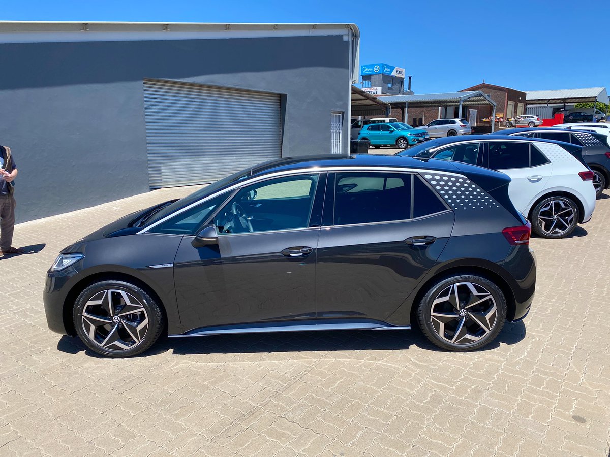 News24Motoring's tweet photo. @VolkswagenSA has allowed @Wheels24 to take a brief test drive of the #allelectric ID.3 around the @ZwartkopsRace circuit.
It’s left hand drive and here to assess market response to ID vehicles.
Full story on #wheels24 this week.
#emobility https://t.co/sZ2U2OBqWL