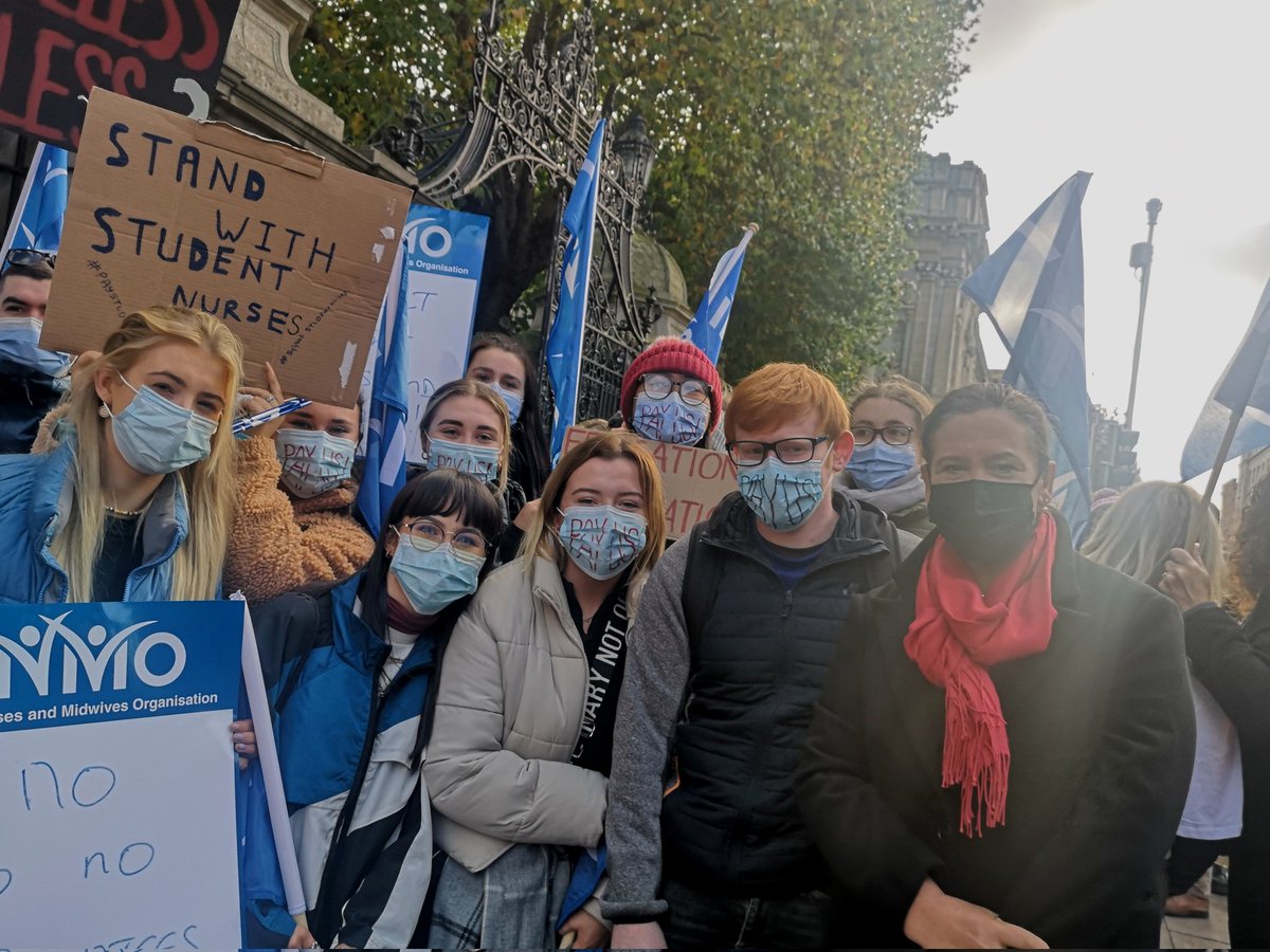 MaryLouMcDonald's tweet photo. Supporting student nurses and midwives #PayStudentNursesandMidwives https://t.co/m6hDnOlhCe