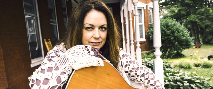 BluegrassToday's tweet photo. Video Premiere: Livin' Large in a Little Town from Donna Ulisse
https://t.co/Hy5wiX2zBS #bluegrass #billybluerecords #donnaulisse https://t.co/HbX0hyRa1S