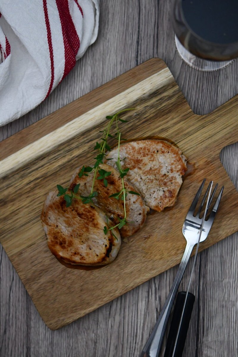 Klysapl's tweet photo. https://t.co/AS7JKoIo9i

https://t.co/wtBOpeu8g6

#vealsteak #veal #steak #steaklover
#cooking #food #delicious #snack #lunch #dinner #recipe #ligawacielęca #stek #cielęcina #gotowanie #jedzenie #pyszne #przystawki #obiad #kolacja #przepis #klysapl https://t.co/XMFG976JLw