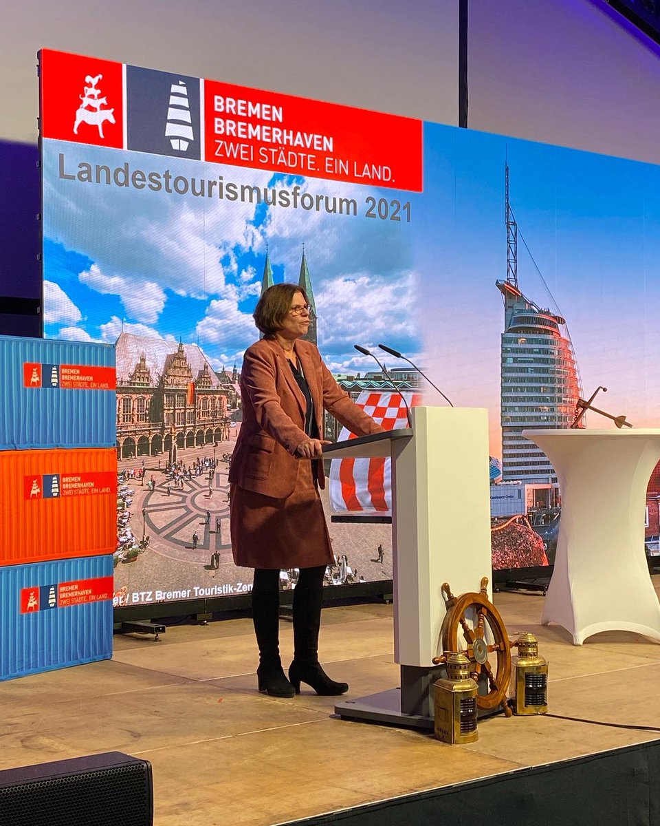 Heute diskutiert <a href="/KristinaVogt_HB/">Kristina Vogt</a> beim Landestourismusforum in Bremerhaven. Es ist Schlüsselprojekt der Landestourismusstrategie 2025. Dazu gehören nachhaltige Freizeit- und Tourismusangebote, die wirtschaftlich tragfähig, fair und sozial sowie klima- und umweltverträglich sind.