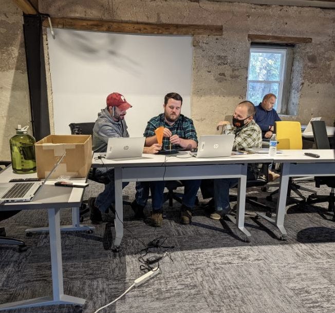 Matt_Oberecker's tweet photo. @MarpleNewtownSD K-12 STEM teachers worked the design process as part of today’s professional learning— thanks for hosting @FluxSpace_io https://t.co/wdEUFOC7Q0
