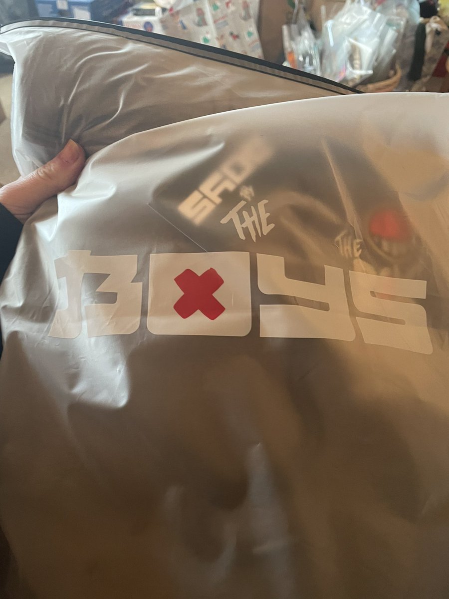 CharlotteNeale6's tweet photo. Whilst struggling with COVID 19 in rainy Britain, my @yeptheboys hoody has arrived to cheer me up and keep me warm @mully @joshdub @sauceddie @juicyfruitsnacc @YourNarrator1 https://t.co/N2rZJ5Gh2e
