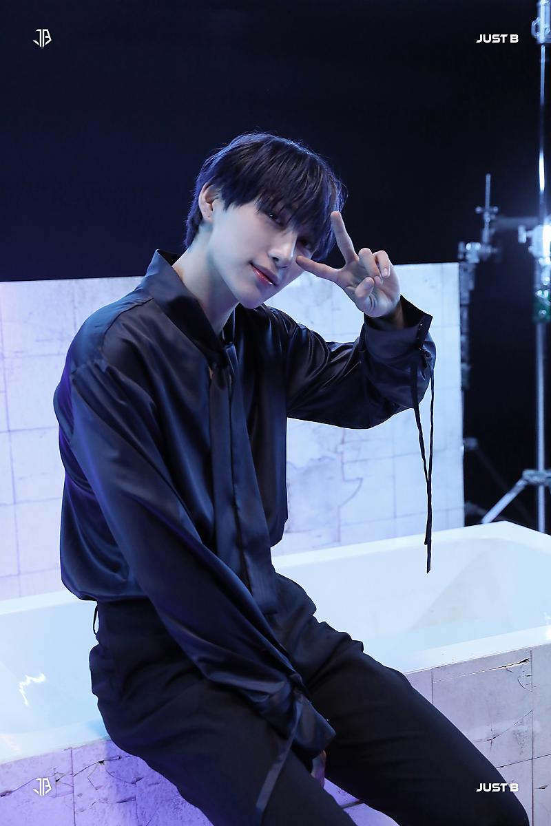 JUSTB_PARAGUAY's tweet photo. ❮ Naver ❯
[#LIMJIMIM]

Detrás de escena de JUST BEAT 💙

🔗 https://t.co/o5CDHJhjAL

#JUSTB #저스트비 @JUSTB_Official @JUSTB_twt https://t.co/yFdlcraoUD