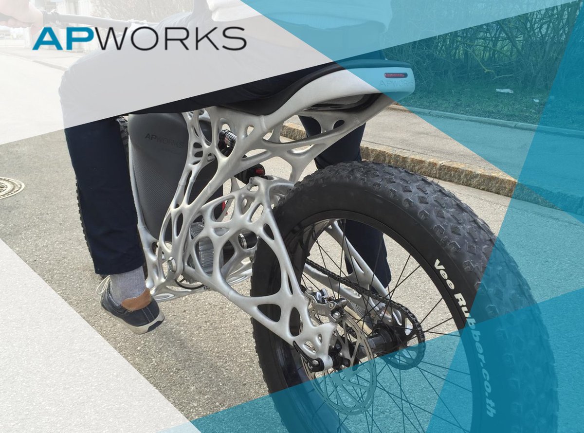 Making the Light Rider (23/25)
A few more gratuitous shots of the bionic Scalmalloy frame structure, before we twist the throttle and go!