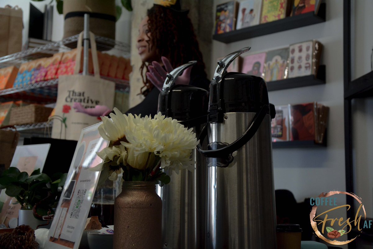 estsidctyroast's tweet image. FreshAF Single Serve Pods will be available at #coffeefreshaf this #November2021 #WINTER #shopping #BlackOwnedBusiness