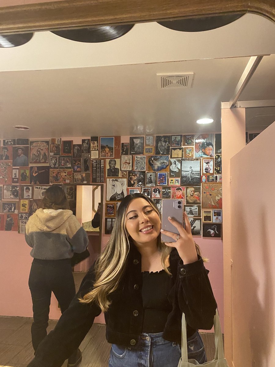 Agustin2025_'s tweet photo. Happy Birthday to my sweetheart! Been through so much together and can’t wait to see what the future holds. I’ll always be there for you just like you’re always there for me. Happy 20th 🎉❤️ https://t.co/ubhvULzRha