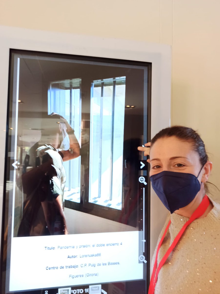 iasgirona's tweet photo. També 👏👏 la Lorena Pisonero, infermera #SalutMental #iasgirona del centre penitenciari Puig de les Basses, per les fotografies presentades a l'Exposició "Salut i Presó" del congrès #SESP, una de les activitats culturals convocades per la trobada científica. Molt maques‼️

 📷👇 https://t.co/MqHG1L4e26