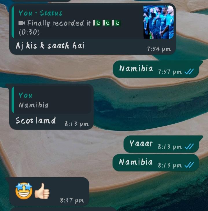 Simi_butt12's tweet photo. Bas duniya se itni bekhabar hona chahti hun 
Meri saadgi dekh kia chahti hun 
#PAKvsNAM #PakvsNamibia https://t.co/l3P00lRdql