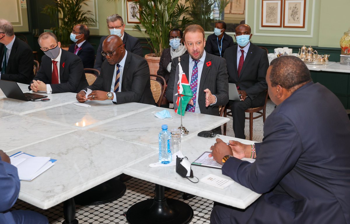 KenyaMissionUK's tweet photo. Day 2 at #COP26  

Highlights

📌President Uhuru Kenyatta meeting with the leadership team of the Kenya-UK Health Alliance (KUKHA) on the sidelines of the ongoing #COP26  in Glasgow, Scotland. @KisiiCountyGov James Ongwae, Amb. @MEsipisu were in attendance. #TogetherForOurPlanet https://t.co/N76aojQ1af