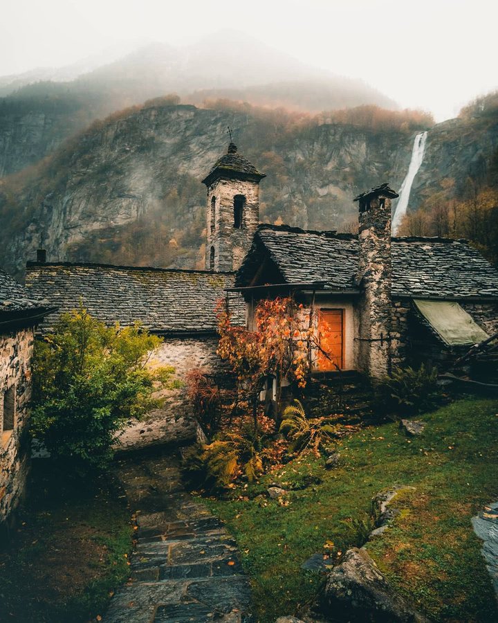 Maria Nikolovgeni Aircrewconnect