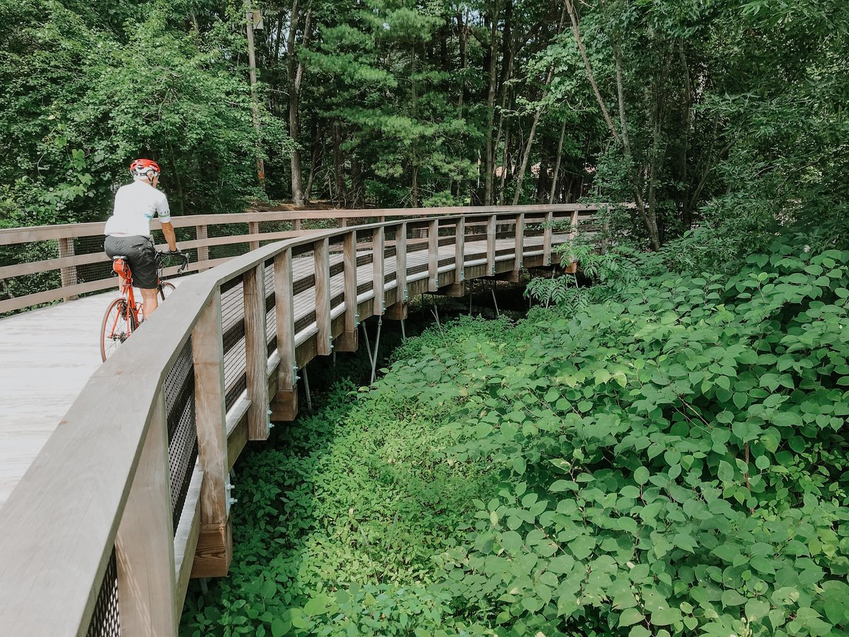 ECGreenway's tweet photo. 📍Salisbury Rail Trail, Mass.

This extension of the Old Eastern Marsh Trail is a 2.3-mile component of the region’s Coastal Trails system, which now links Salisbury to Newburyport, Mass., and Seabrook, N.H.

Meet 7 new Greenway additions ➡️ https://t.co/QFrdgdeW1s https://t.co/5LVHhDeVOI
