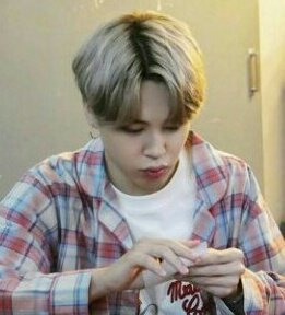 shru_koo's tweet photo. Jimin being a pouty baby ; a necessary thread https://t.co/rvJf3e93ri