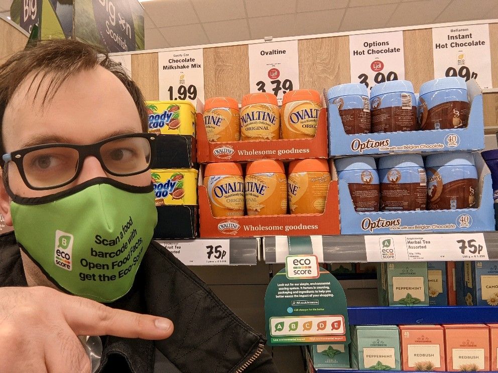 Teolemon's tweet photo. Just arrived in Glasgow to represent @OpenFoodFacts and #EcoScore at #COP26.  Glad to see EcoScore, being deployed near the conference center @LidlGB, which is already making it possible to change purchasing habits, like #NutriScore did🤳🥫😌 Get in touch: https://t.co/rQQ2vsMaHr https://t.co/9kQdPLFtls
