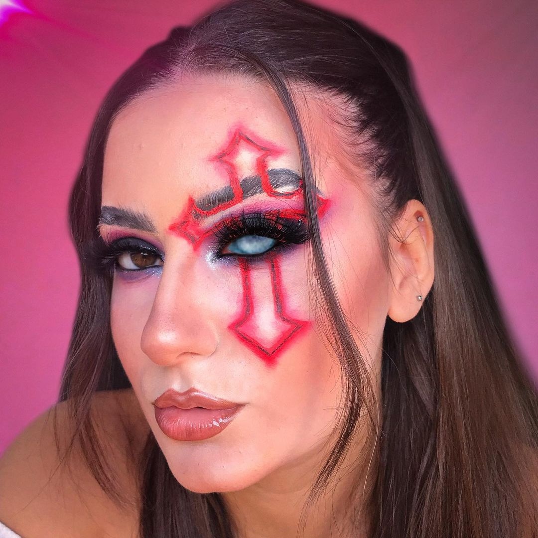 ArisonLashes's tweet photo. 👑@asia.attendo 's Halloween look is so amazing and beautiful! Thank you for using our lashes 💕💕
#inspo by @ksasko_makeup

---
Follow us: @arisonlashes
Shop: https://t.co/JEglUZn2RD
---

#repost https://t.co/LqmizMcQgH