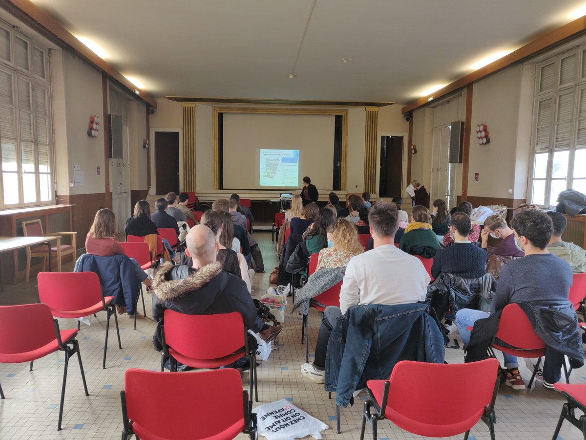 HopitauxMayenne's tweet photo. Aujourd'hui avait lieu l'accueil des internes à Laval, Mayenne, @CH_HAUTANJOU et Craon.
➡️Au total le #GHT53 accueille 84 internes (dont 5 Dr Junior) dans diverses spécialités. Bienvenue à eux et bon semestre en #Mayenne 😌 https://t.co/TdnoMFPcJB