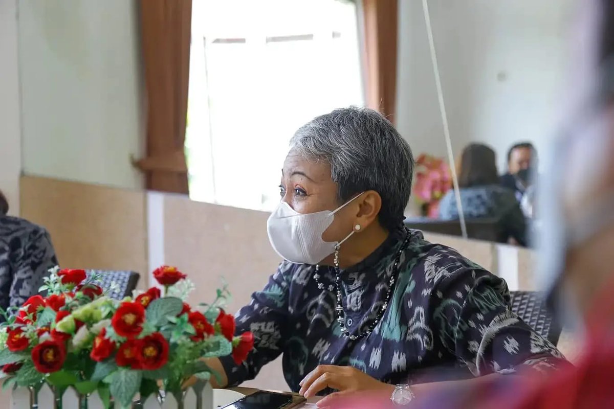 ayudiah2279's tweet photo. Elizabeth International bertumbuh menjadi sebuah Brand Kampus Perhotelan dan Bisnis yang memiliki komitmen untuk bersama-sama bersinergi dengan partner global untuk memberikan kesempatan dan peluang - peluang hebat untuk para Mahasiswa dan Alumninya. https://t.co/WOJchmNFIB