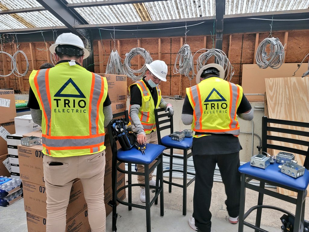 FwcaPrincipal's tweet photo. Lancaster and Westcreek TRIO students back at it again!
#TexansCan #fwca #graduatingthinkers @TrioElectric @TexansCanFW https://t.co/0ZtjIPOjJF