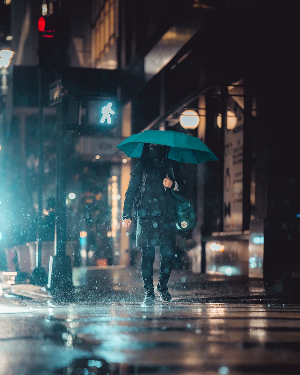 quentinmuiphoto's tweet photo. Umbrella nights https://t.co/9KmjohAiBk