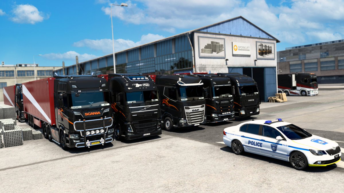 PhoenixVTC's tweet photo. The end of an era. 
Even with Phoenix existing for less than a year, @redlinecargovtc's convoys became a staple event for us every Tuesday.
In commemoration we hauled the iconic RLC trailer at their last event.
RLC will be missed!
#TruckersMP #TMP #ETS2 #ATS #BestCommunityEver https://t.co/1QTFgUR9lN