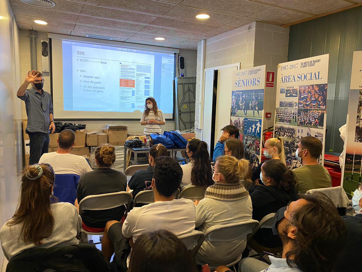 bernatdepablo's tweet photo. Curs de primers auxilis per les entrenadores i entrenadors del @rugbysantcugat 

@cugatmedia @totsantcugat @SantCugatCreix @alexlopezpuig @rugby_cat @ferugby https://t.co/gs52DM9V2b