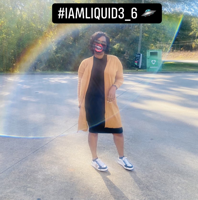 liquidlenspod's tweet photo. Once upon a time she was “outside” and then poof “back in”…💸✨🛸
#brandmarketing #evenhost #marketing #digitalmarketing  #fashionblogger #sneakerhead #contentmarketing #visualmarketing #36Questions #IAMLIQUID3_6🛸#Liquid3_6🛸 https://t.co/0WPGhPMtej
