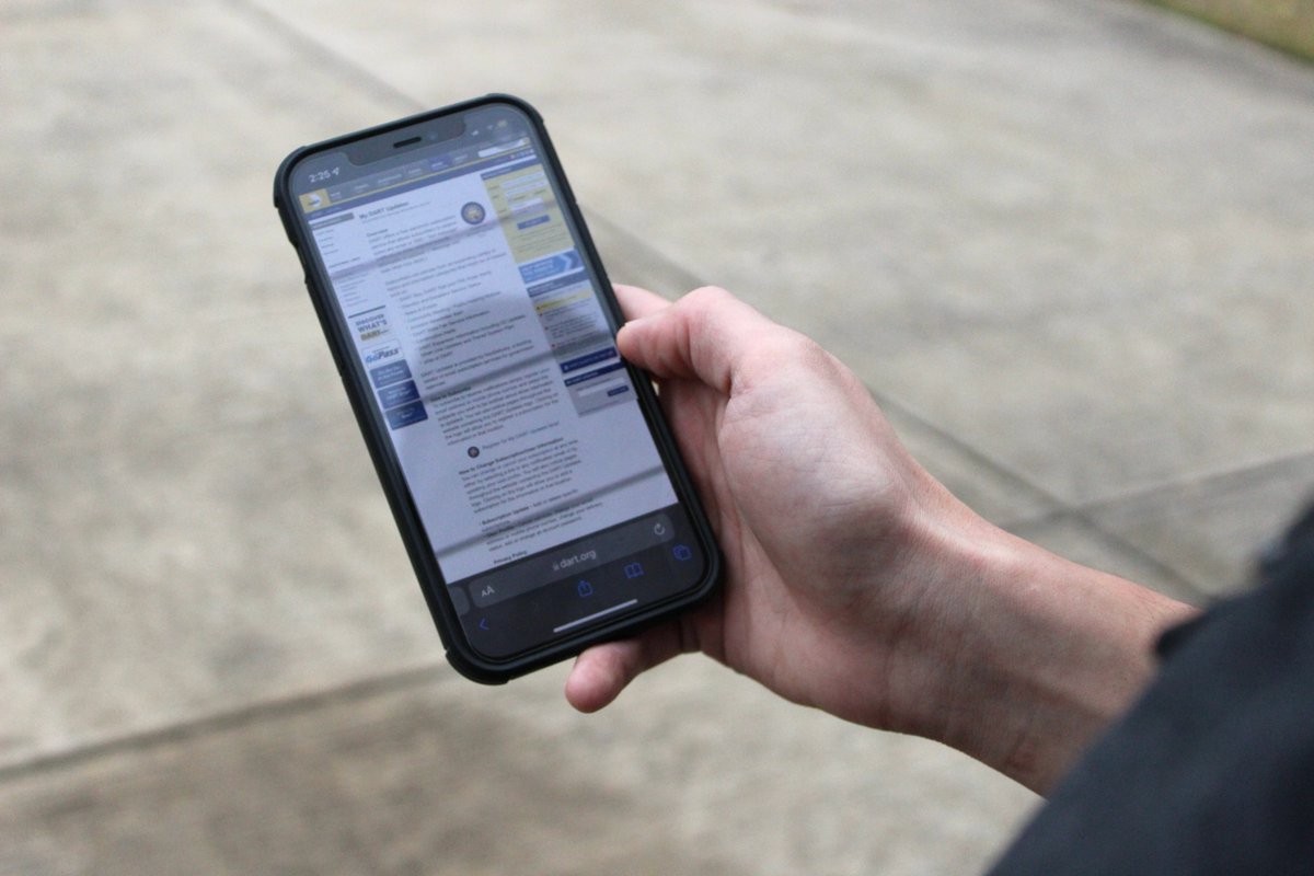 dartmedia's tweet photo. You may have noticed that DART has a lot going on right now. For example, we are getting ready to roll out an improved bus system for our riders – DARTzoom: A New Bus Network – which begins Jan. 24. So how do you make sure you know about it all? Read more: https://t.co/X4Fv9K1J42 https://t.co/EXQD82GeUT