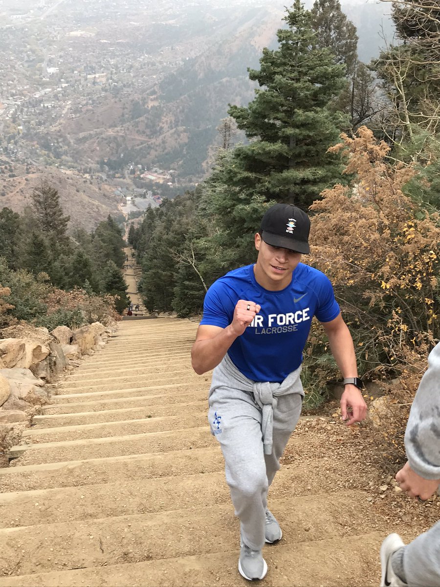 AF_Lax's tweet photo. Stage 2 of Trifecta: The Incline
On the eastern side of Pikes Peak, Approx 0.88 miles, 8,590 feet, Difficulty: Extreme ⚡️Gorgeous even on a cloudy day! #Everyday #GetToDoIt #GotYourBack #CountOnMe #LetsFly ✈️🥍⚡️ https://t.co/lXWipB1o4m