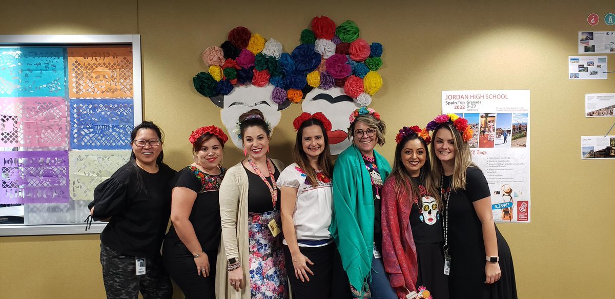 Celebrating día de muertos with these wonderful ladies 🖤 <a href="/JhsWarriors/">Jordan High School</a> #katyisdlote <a href="/jhslote/">JHS LOTE</a>