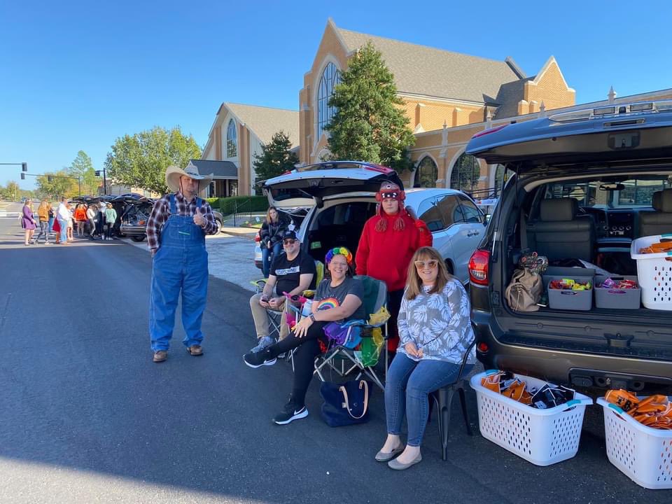 FUMCADA's tweet image. This past Sunday was our annual trunk or treat. Here are some pictures from our Halloween fun.