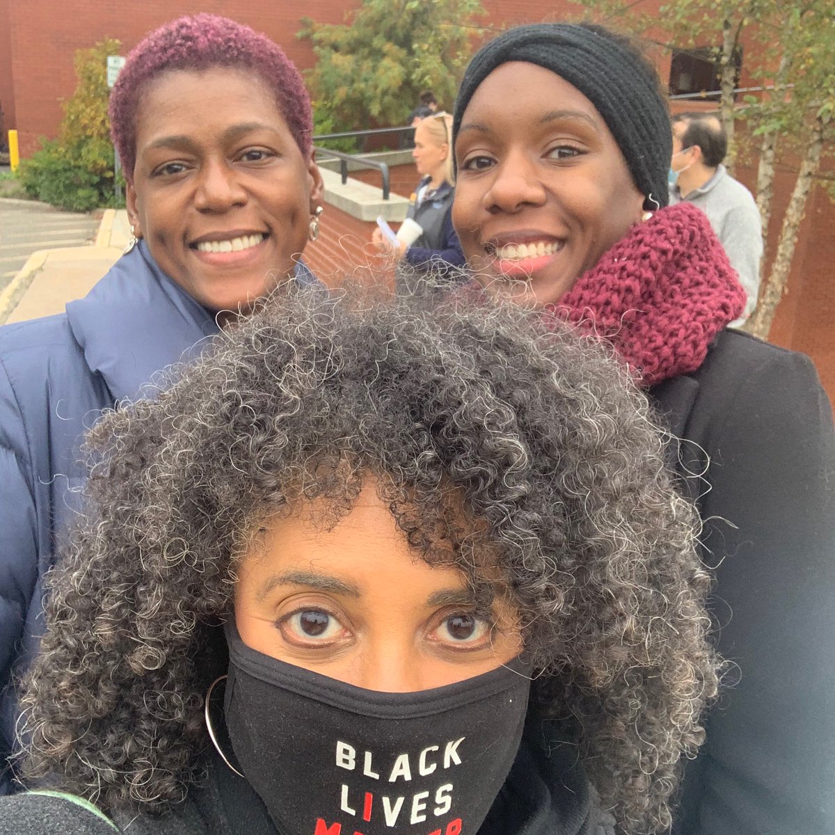 ellasfundpac's tweet photo. EFP out here in Hamden supporting our endorsed candidates for Town Clerk and Legislative Council. Vote Row A. #buildpoliticalpower #lighttheway https://t.co/bglWdSC2Dz