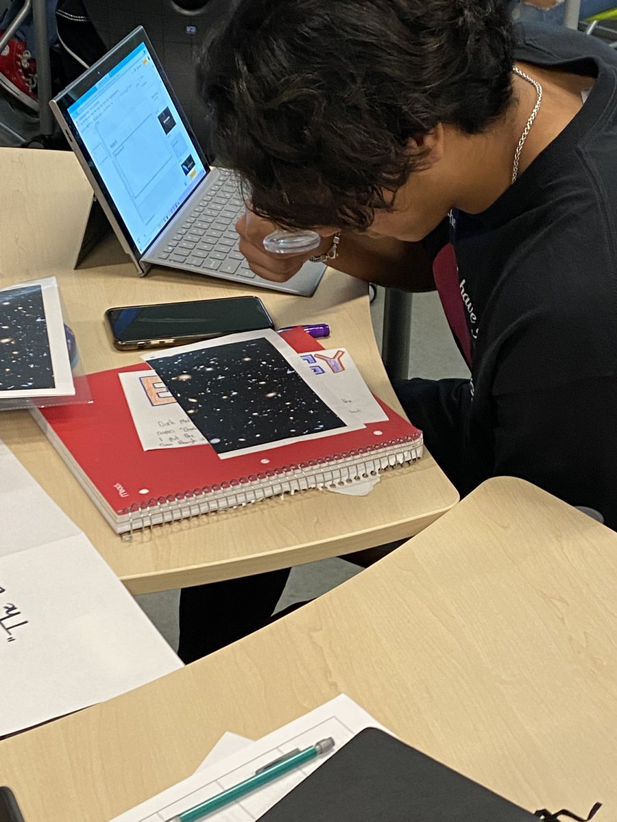 LazareScience's tweet image. Hubble Deep Field image comparing and contrasting galaxies and collecting data via Dr Rang #astronomy #JagScience ⭐️ 🌎 🌌 💫 🌚