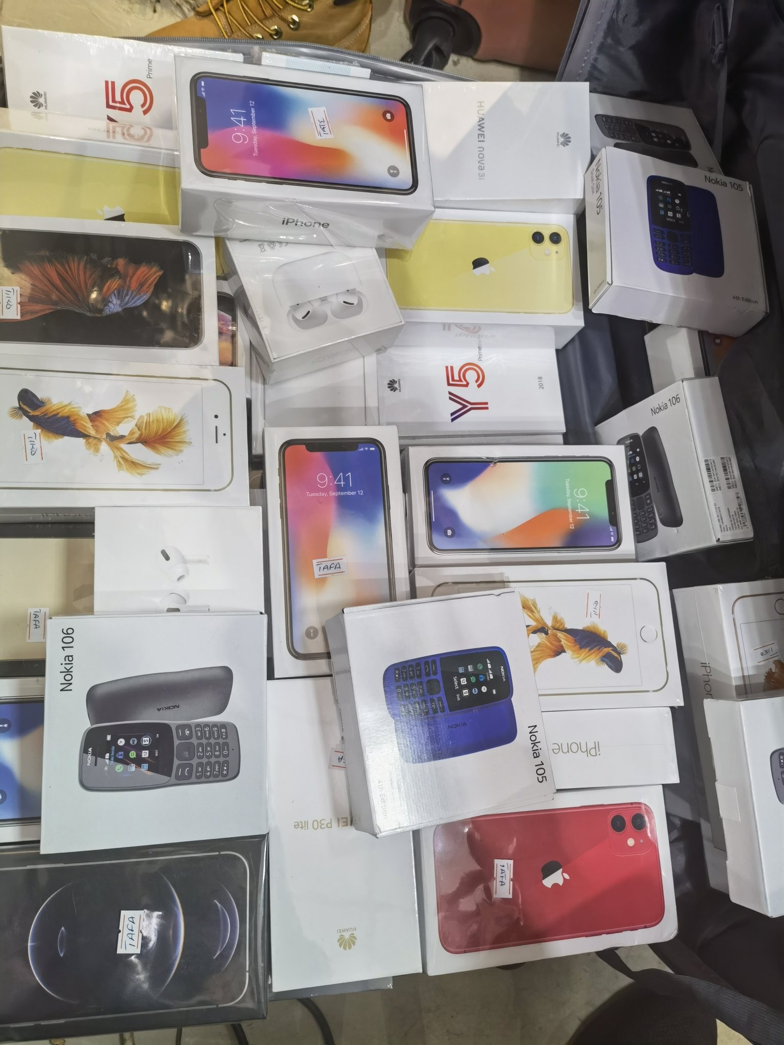 The Marketiers Zimbabwe🇿🇼 on Twitter "Buy any phone and get free data
