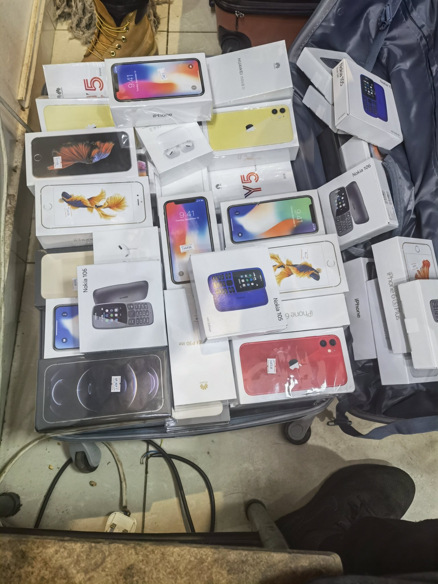 The Marketiers Zimbabwe🇿🇼 on Twitter "Buy any phone and get free data