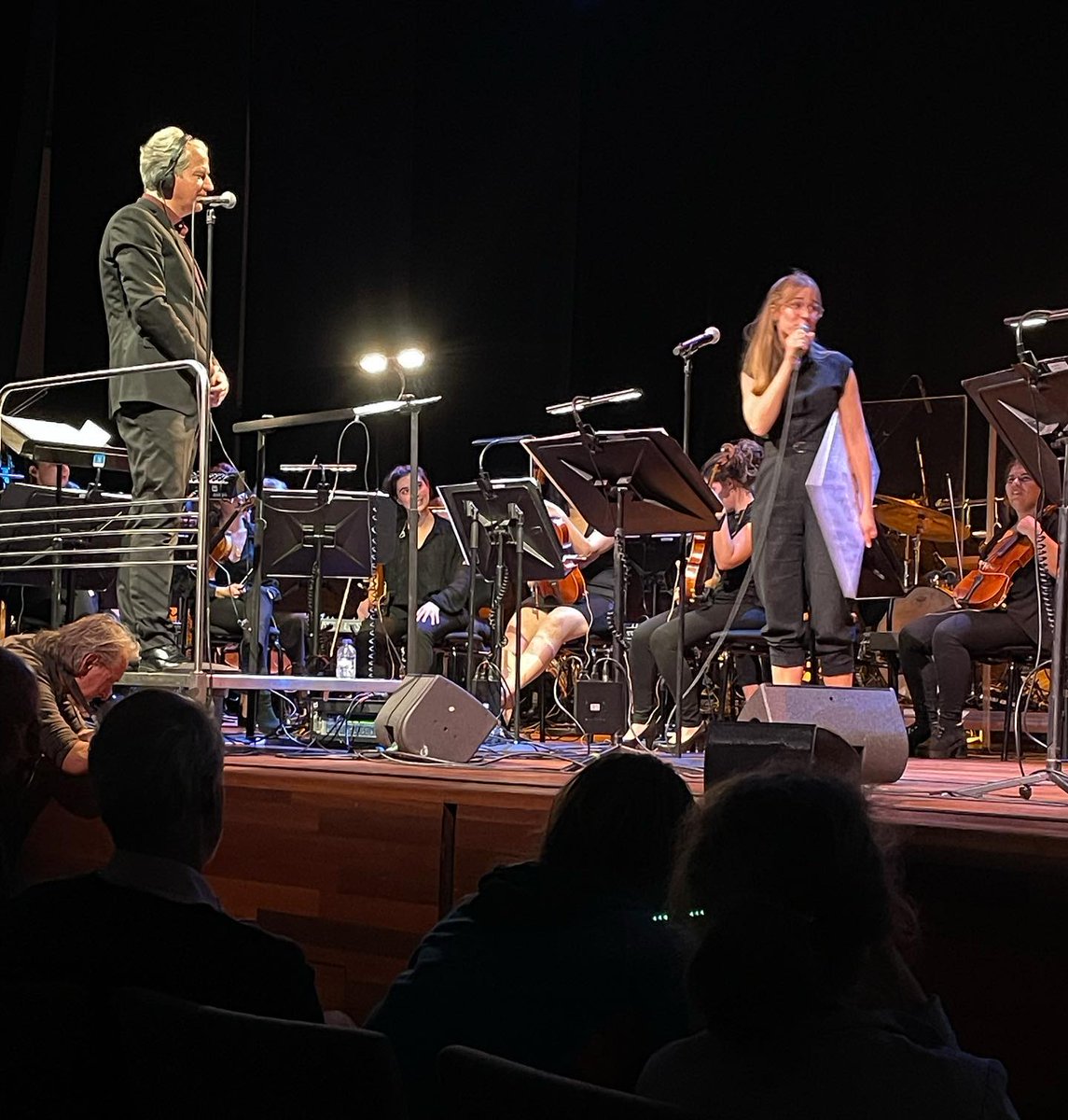 Pouloeuff's tweet photo. YESSS WE HEBBEN EEN WINNAAR 🥳 🥳🥳
“Her laid back timing is beautiful, and her choice of notes is “spot on” Gefeliciteerd Ketija Ringa - Karahona met het winnen van de Keep an Eye Outstanding Talent Award! https://t.co/84gIJp6I68