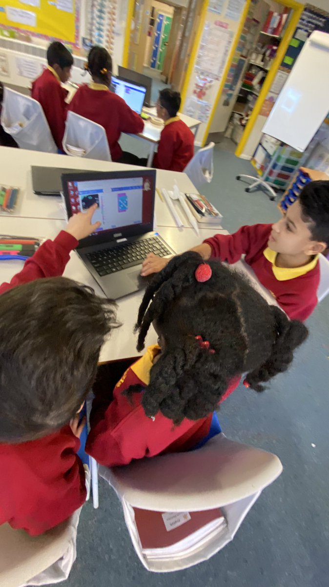 ST3AMCo's tweet photo. WE ❤️ ART

One of the activities on our #MissionToMars21 Tour is #MakeAMartian from terracotta clay

And coding and rockets 

Great art here at @ChantryPrimary yesterday 

SENDING A MESSAGE TO SPACE

#ARTforALL #ARTCONNECTS 👊 https://t.co/7fLvPEAW77